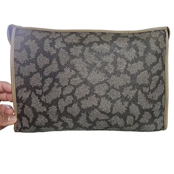 Yves Saint Laurent pouch - Picture 12 of 12